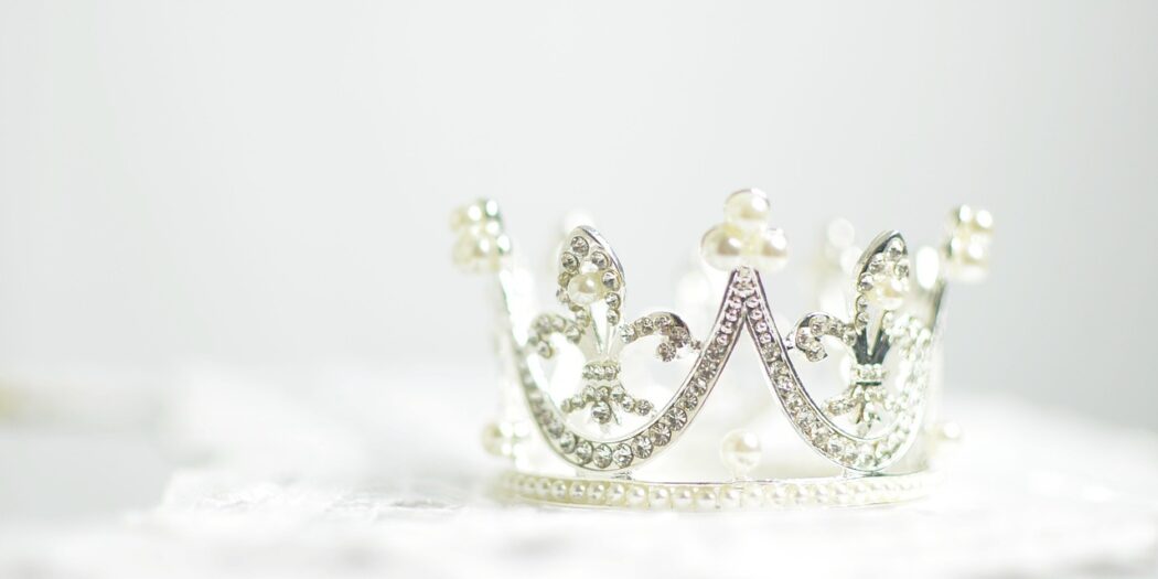 Vintage-inspired jewelry